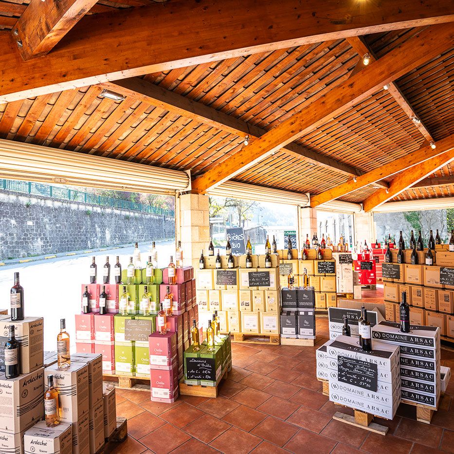 Cave et halles de l'Ardéchoise - Largentière